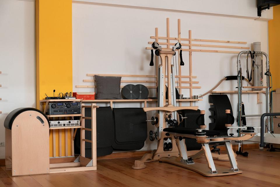 Equipment corner